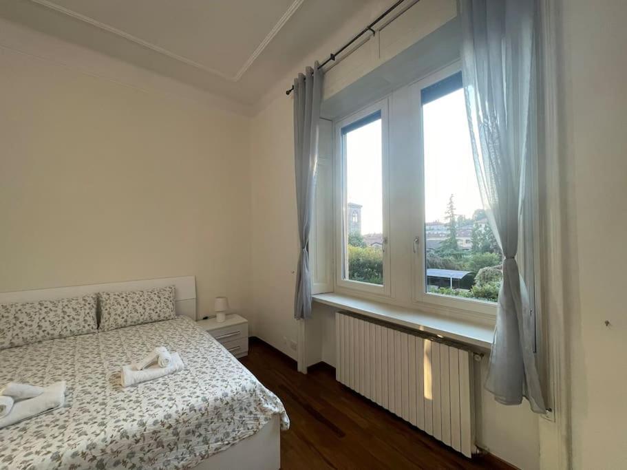 Bg Central President Suite Con Parcheggio - Vista Citta Alta Bérgamo Exterior foto